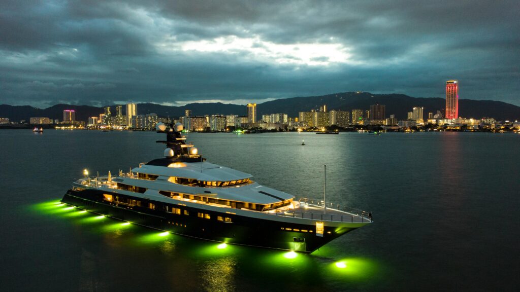High-End Yacht Charter Brokers